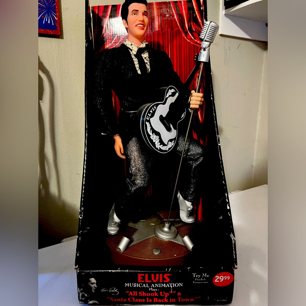 Elvis musical figure/statue see pics for addt’l details